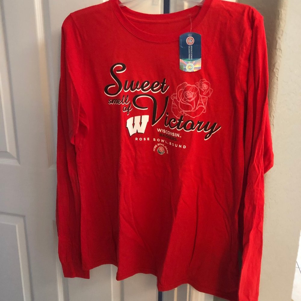 Ladies Univ of Wisc Long-Sleeved Rose Bowl T-shirt